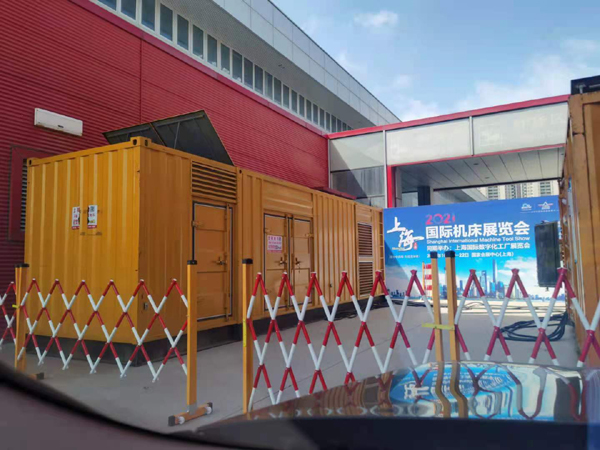 芒康发电车出租-发电机无电压或电压太低怎么办？